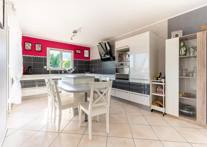 בית נופש La Maison Paradis - Piscine Privee Et Chauffee *